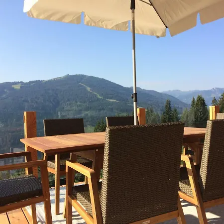 Exclusiv Ferienwohnung Alpakablick * Wagrain