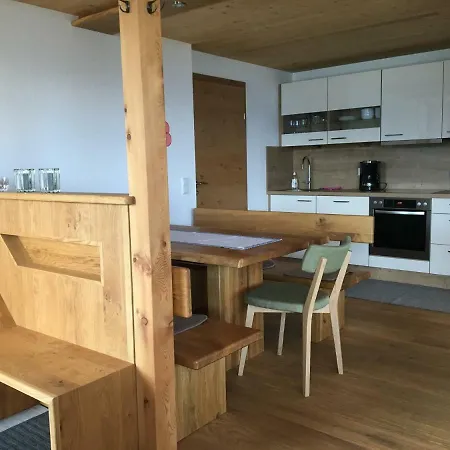 Exclusiv Ferienwohnung Alpakablick Apartment *